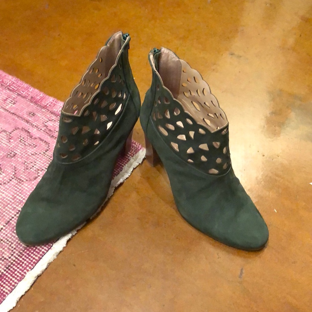 Anthropologie Green Bea Lacy Booties